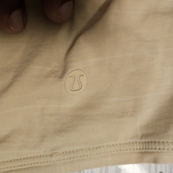 Lululemon Shirt Womens Large Beige Drysense Short Sleeve Active Gym Workout - Picture 6 of 6